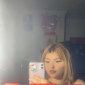 Meet your Posher, Priscilla